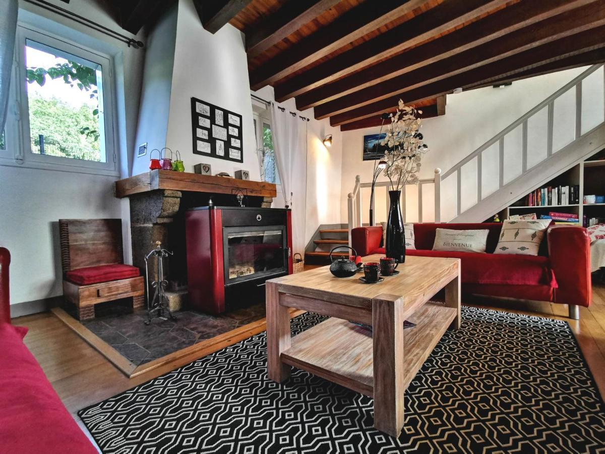 Grande Maison Au Coeur D'Un Village Historique Avec Terrasse Et Wifi Inclus - Fr-1-582-308 Saint-Vidal Exterior foto