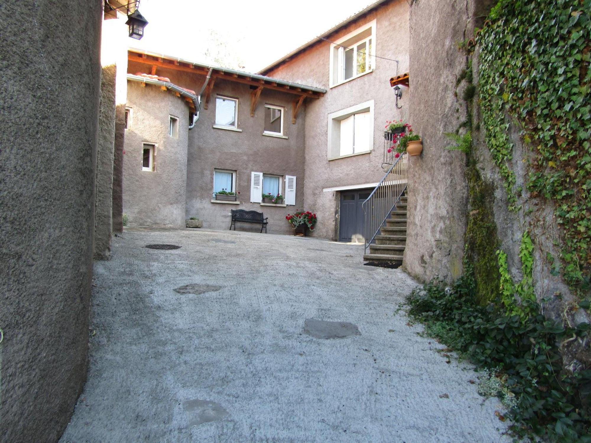 Grande Maison Au Coeur D'Un Village Historique Avec Terrasse Et Wifi Inclus - Fr-1-582-308 Saint-Vidal Exterior foto